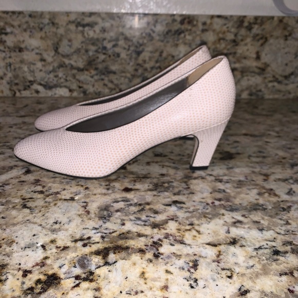 Magik by Amalfi Nicole Shoes in Pink - Picture 5 of 7